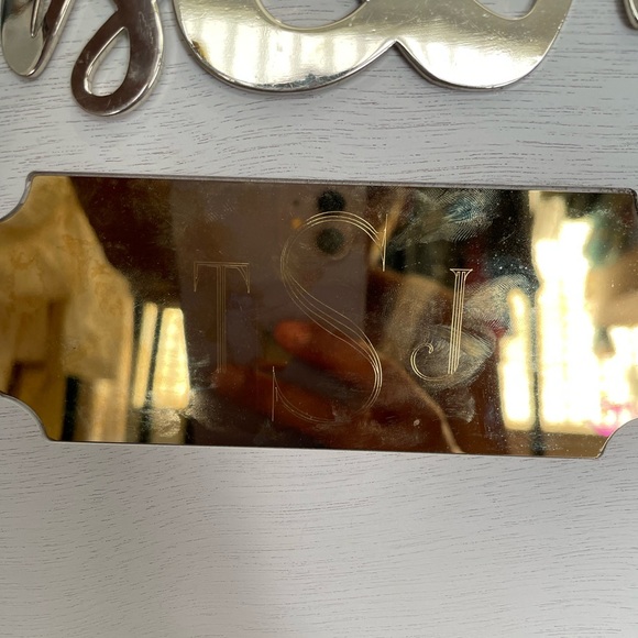 PERSONALIZED WEDDING THANK YOU BOX - Picture 3 of 10